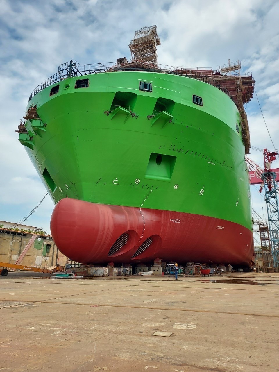 Green Jade Offshore Wind Power work ship, cold working, and welding project